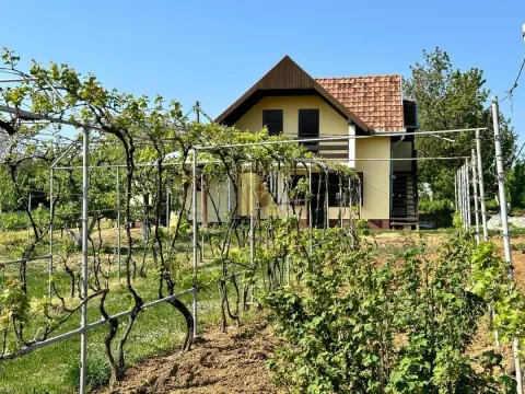 Sale, house, 75m², Banja Vrdnik, Irig