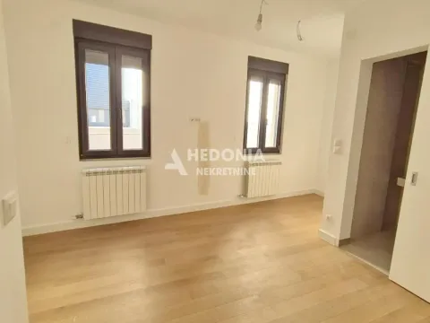 Prodaja, četvorosoban stan, 127m², Zemun Centar, Zemun Sve Podlokacije - image 3