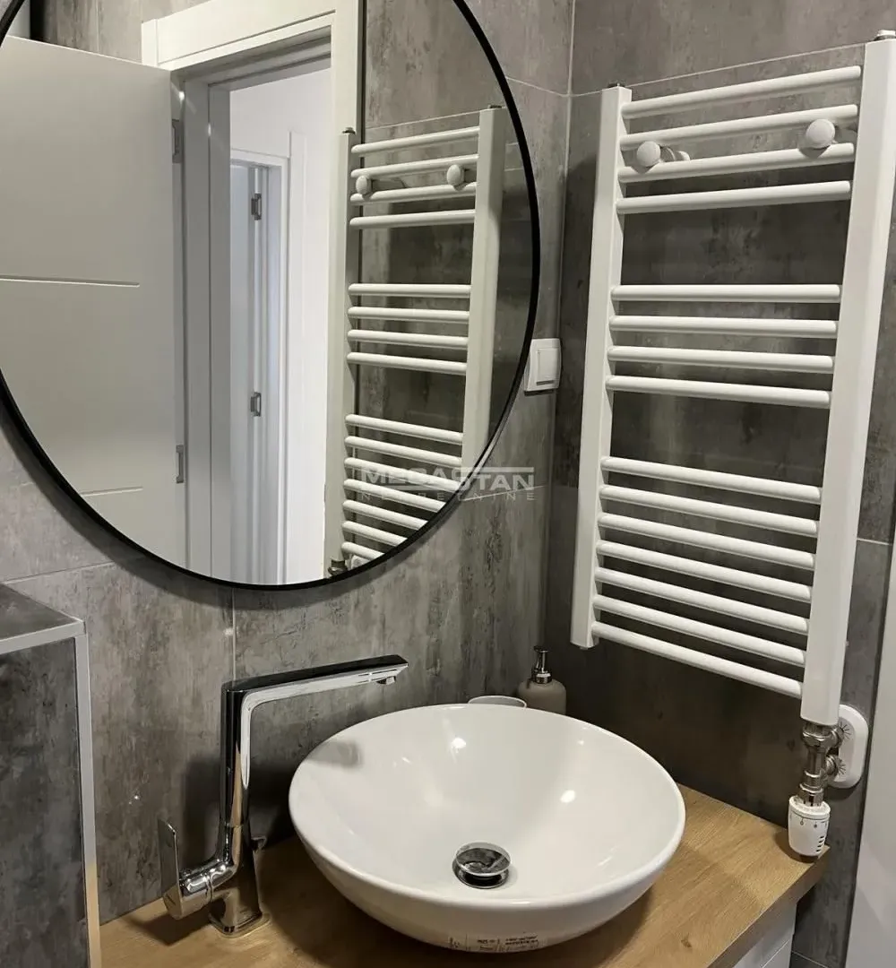 Rent, one bedroom apartment, 43m², Južni Bulevar, Vračar Sve Podlokacije