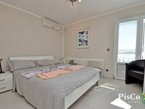 Prodaja, kuća, 350m², Tivat, Crna Gora - image 3