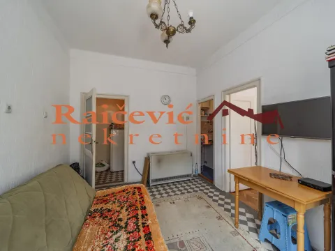 Rent, one bedroom apartment, 30m², Stari Grad, Beograd - image 4