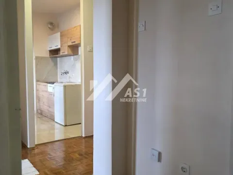 Izdavanje, dvosoban stan, 48m², Novo naselje, Novi Sad - image 13