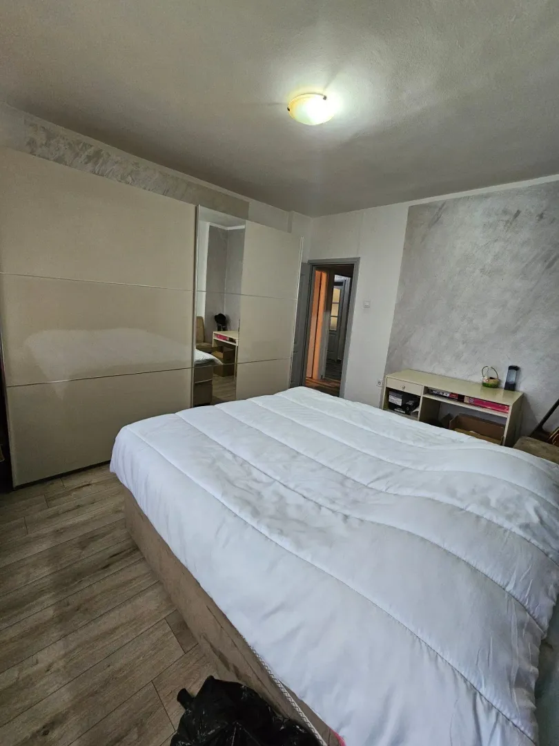 Rent, three bedroom apartment, 100m², Pejton, Podgorica