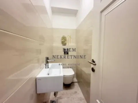 Izdavanje, trosoban stan, 95m², Preko Morače, Podgorica - image 10