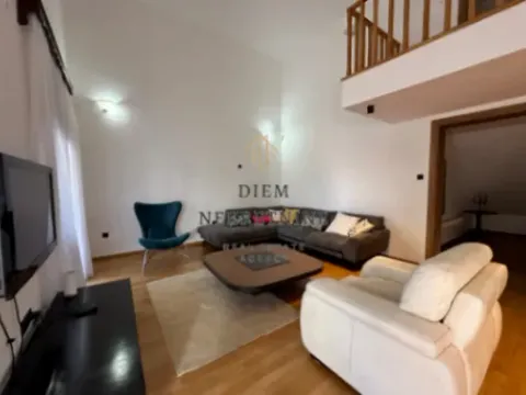 Izdavanje, petosoban stan, 280m², Gorica C, Podgorica - image 4