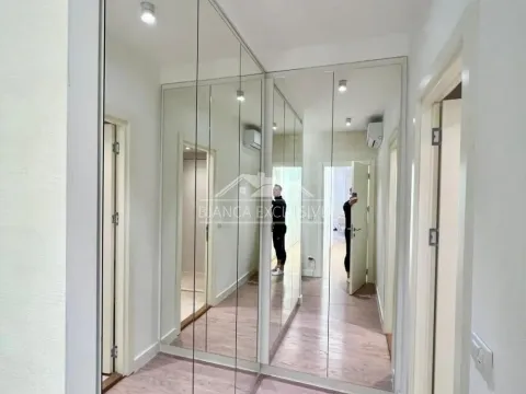 Sale, three bedroom apartment, 88m², Savski Venac, Beograd - image 15