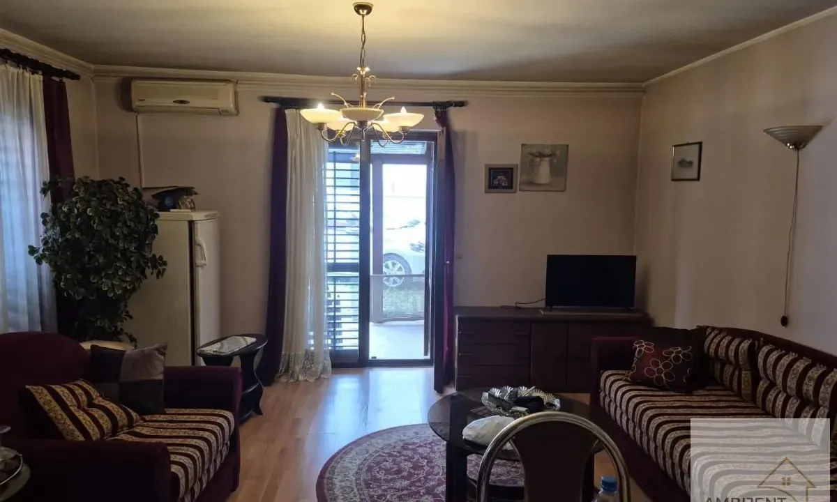 Prodaja, jednosoban stan, 50m², Ledine, Beograd