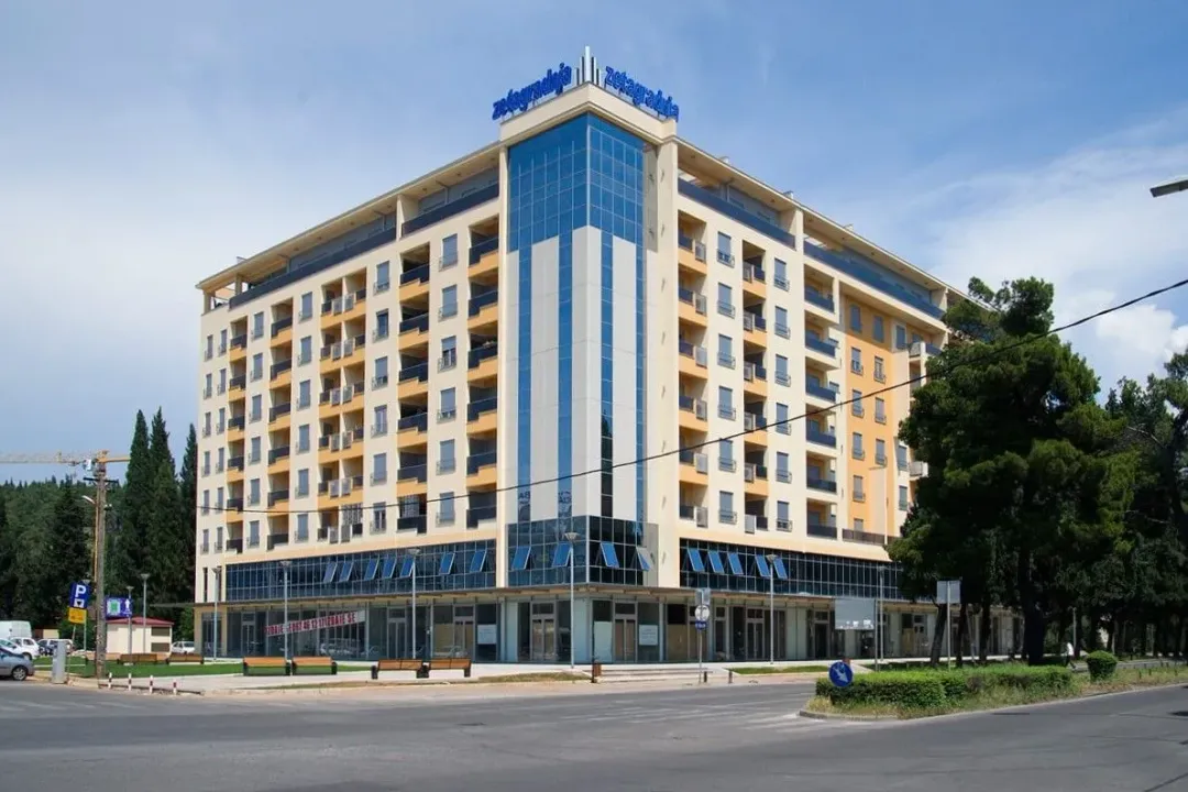 Sale, parking/garage, 15m², Centar, Podgorica
