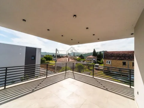 Sale, house, 225m², Gornja Gorica, Podgorica - image 20