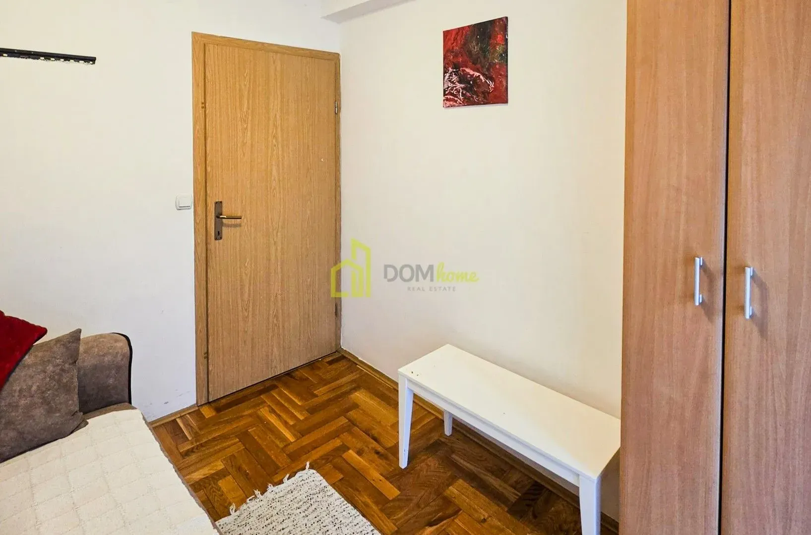 Izdavanje, dvosoban stan, 50m², Stari Aerodrom, Podgorica