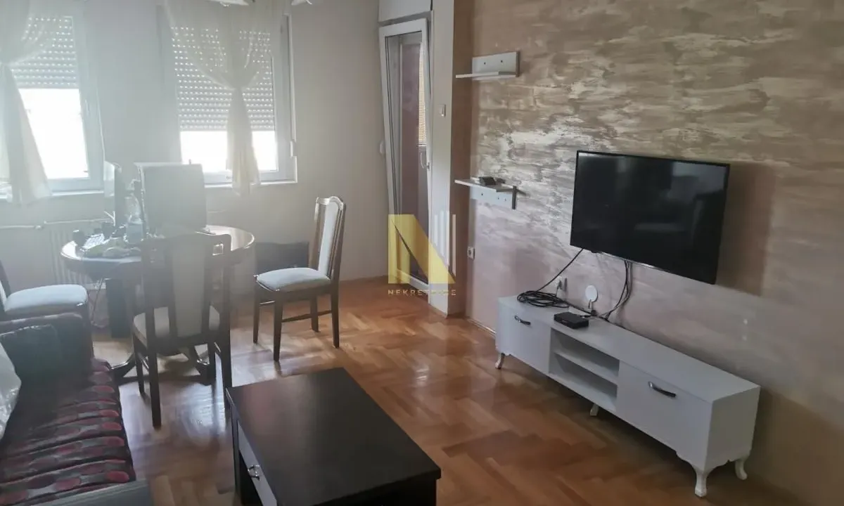 Izdavanje, jednosoban stan, 41m², Grbavica, Novi Sad Sve Podlokacije