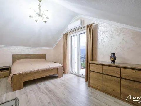 Prodaja, kuća, 204m², Herceg Novi, Crna Gora - image 21