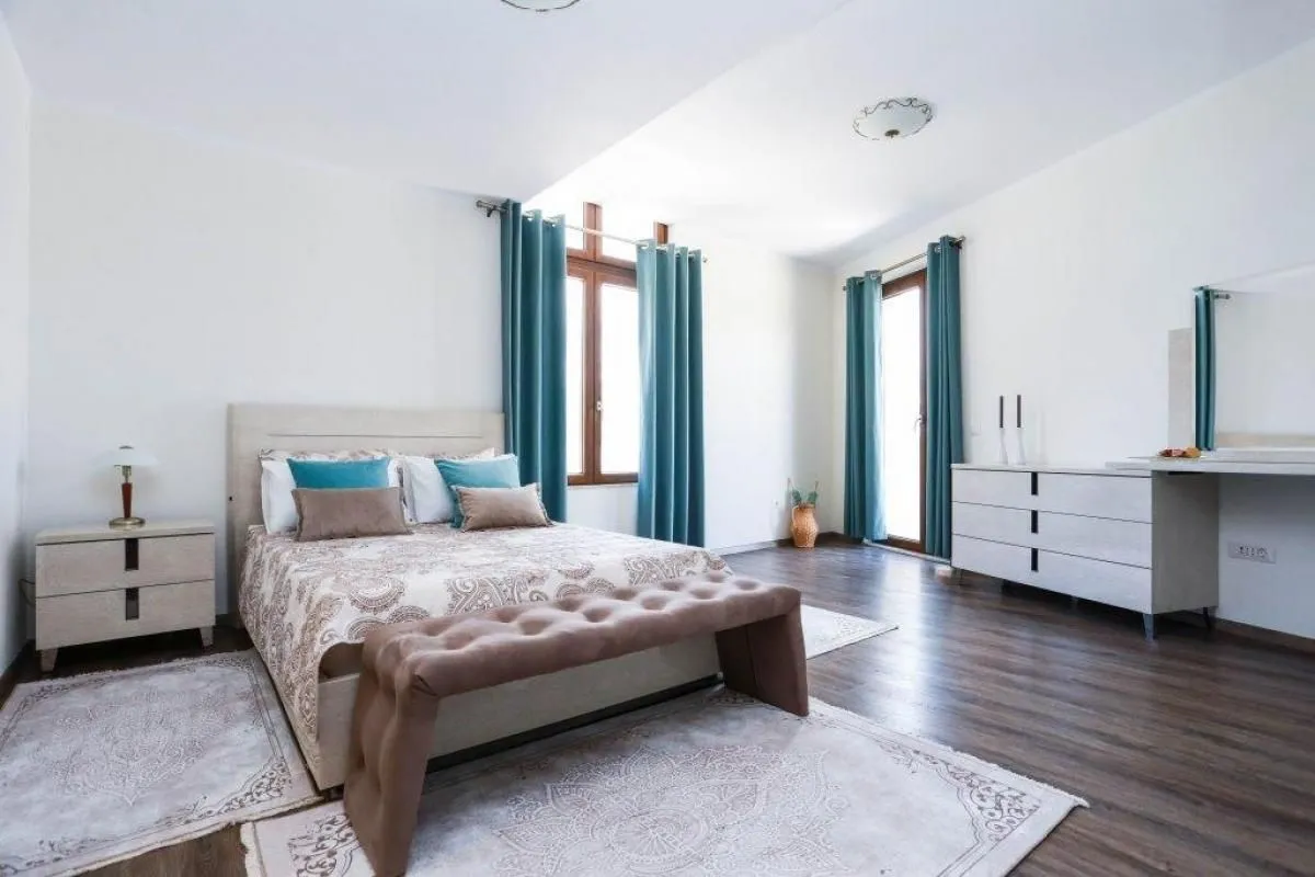 Prodaja, kuća, 517m², Krašići, Tivat