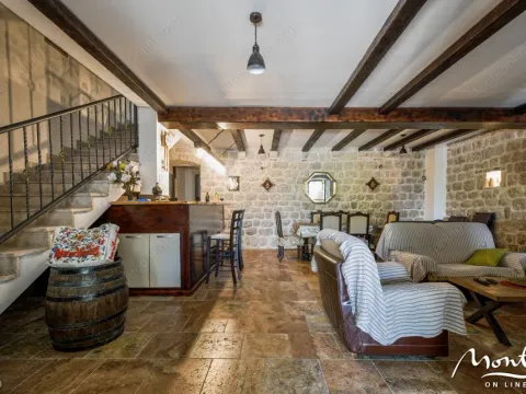 Prodaja, kuća, 415m², Dobrota, Kotor - image 4