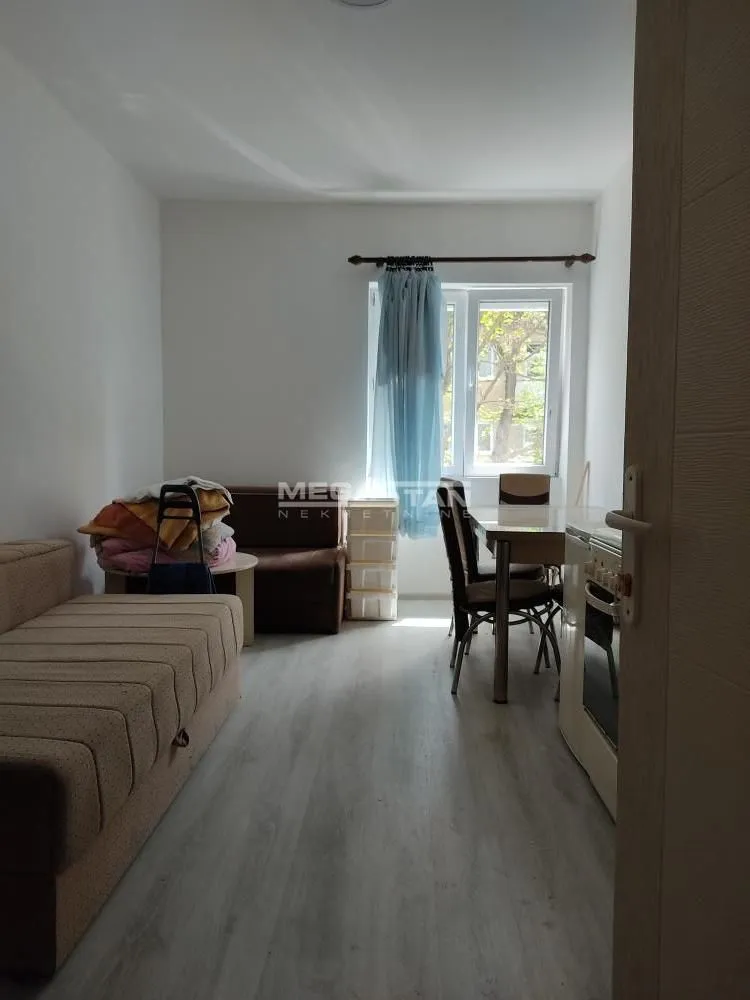 Rent, apartment, 18m², Kanarevo Brdo, Beograd