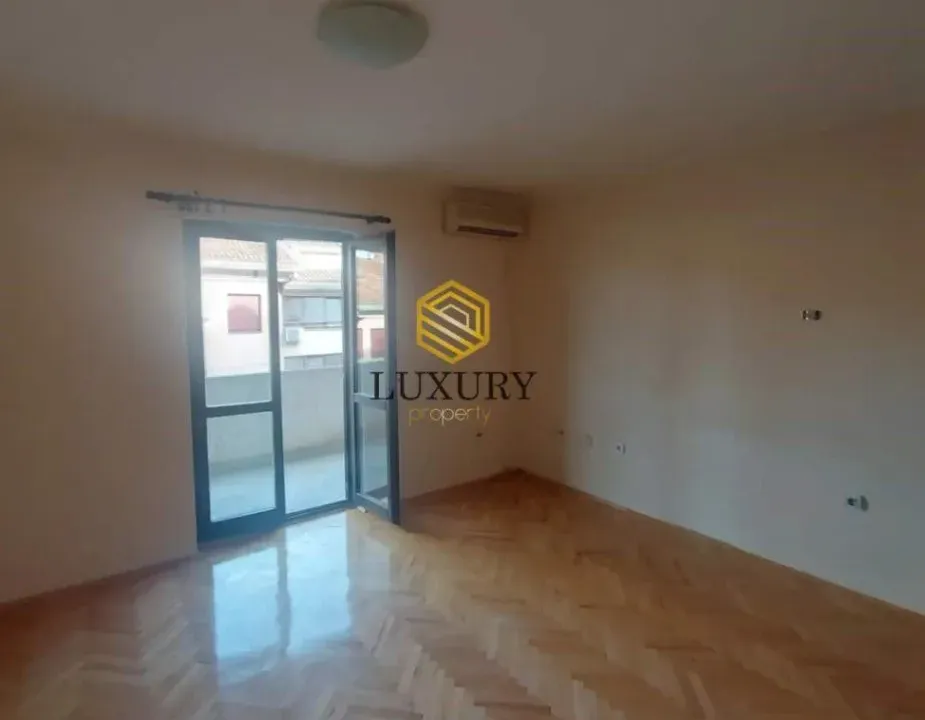 Sale, apartment, 31m², Malo Brdo, Podgorica