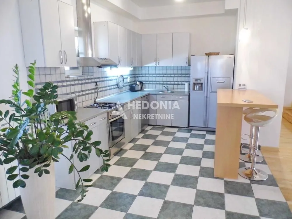 Rent, house, 450m², Zvezdara Sve Podlokacije, Beograd
