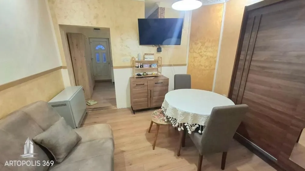 Prodaja, jednosoban stan, 26m², Zemun Centar, Zemun Sve Podlokacije