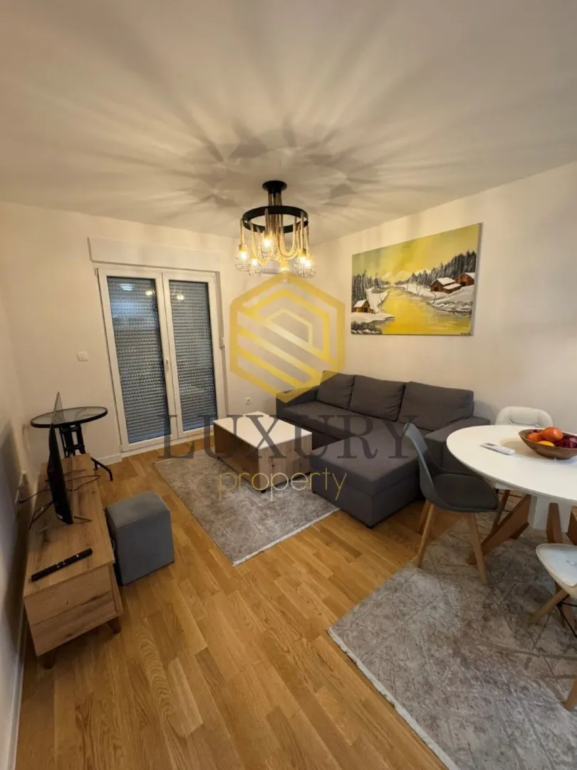 Rent, two bedroom apartment, 60m², Pobrežje, Podgorica