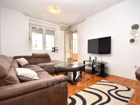 Stan in Stari Aerodrom