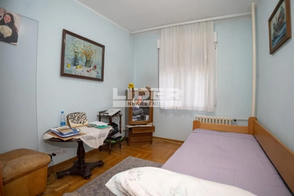Prodaja, dvosoban stan, 74m², Novi Beograd Blok 63, Novi Beograd Sve Podlokacije