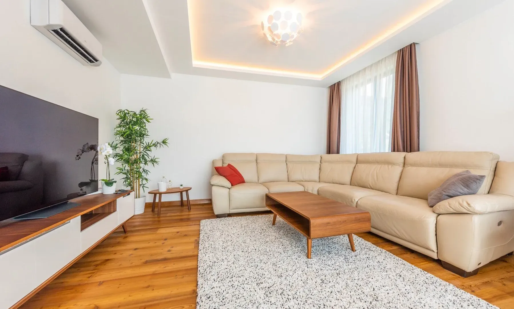 Sale, apartment, 300m², Bečići, Budva