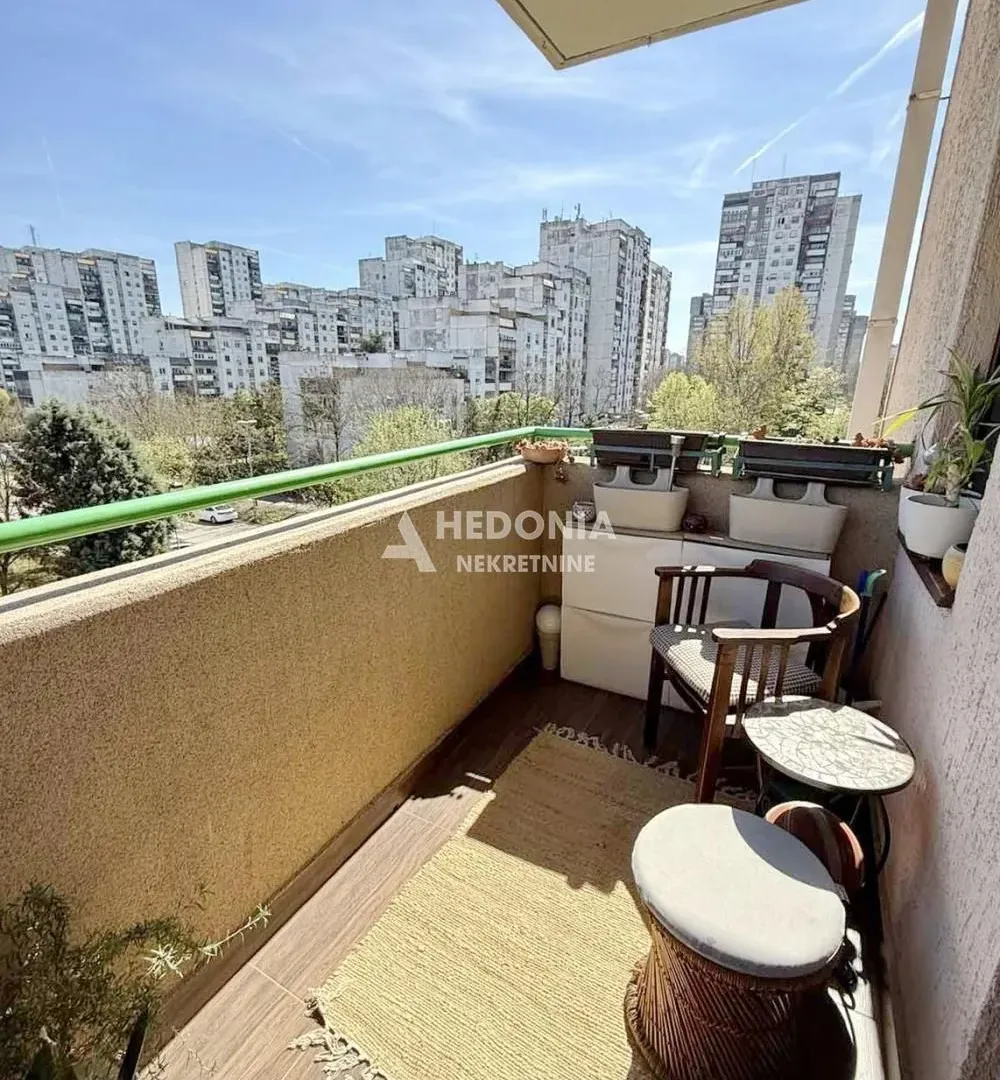 Sale, two bedroom apartment, 64m², Novi Beograd Blok 62, Novi Beograd Sve Podlokacije