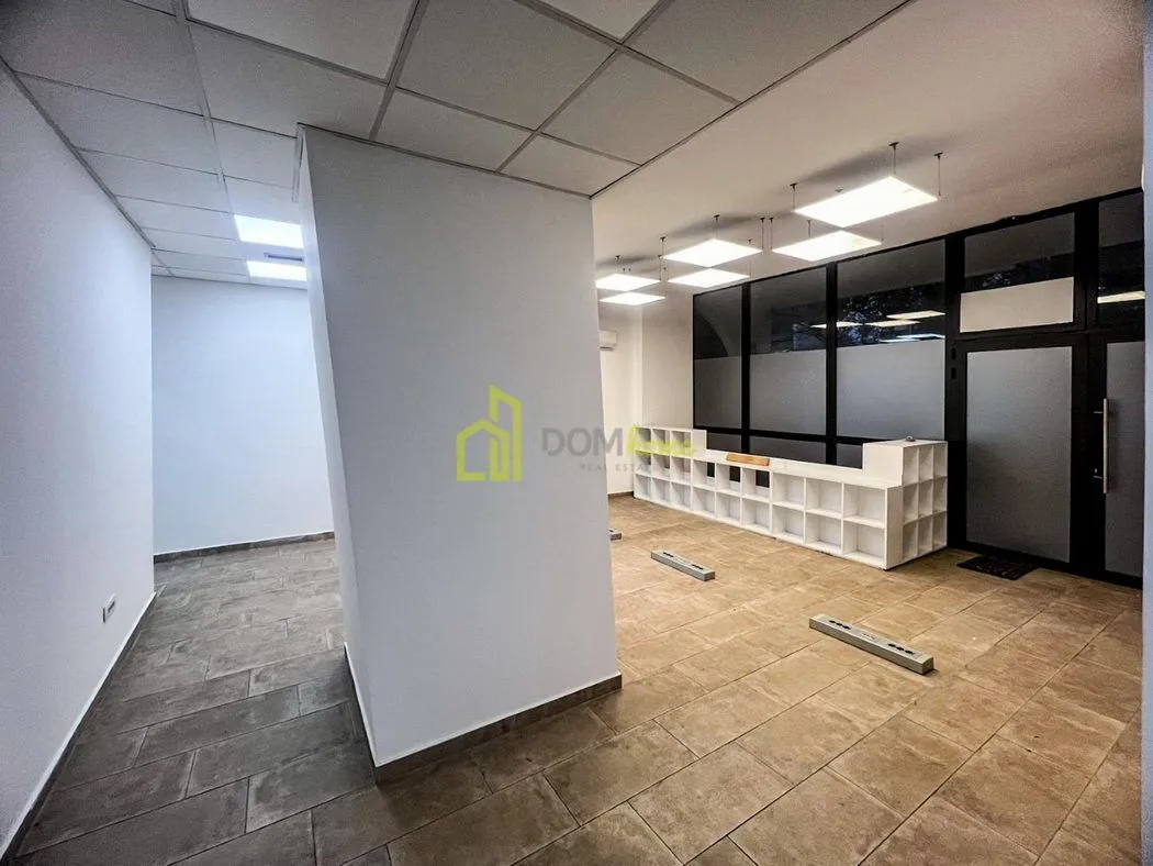 Sale, office space, 294m², Blok 5, Podgorica