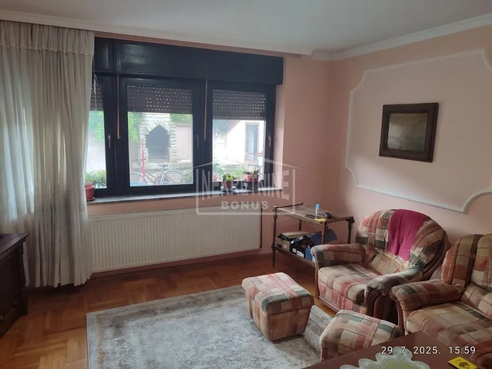 Prodaja, kuća, 160m², Kertvaroš, Subotica
