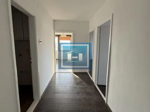 Sale, two bedroom apartment, 68m², Ćuprija, Srbija - image 7