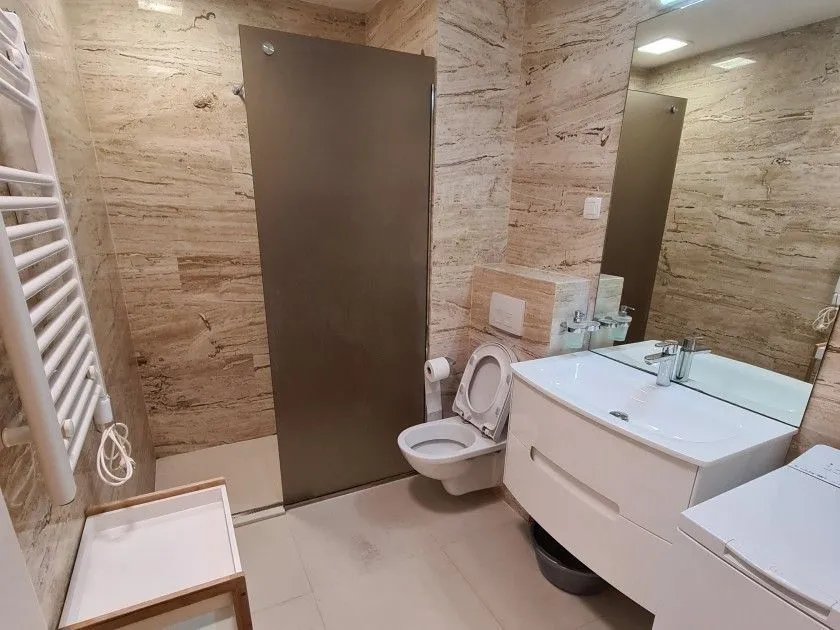 Rent, one bedroom apartment, 77m², Budva, Crna Gora