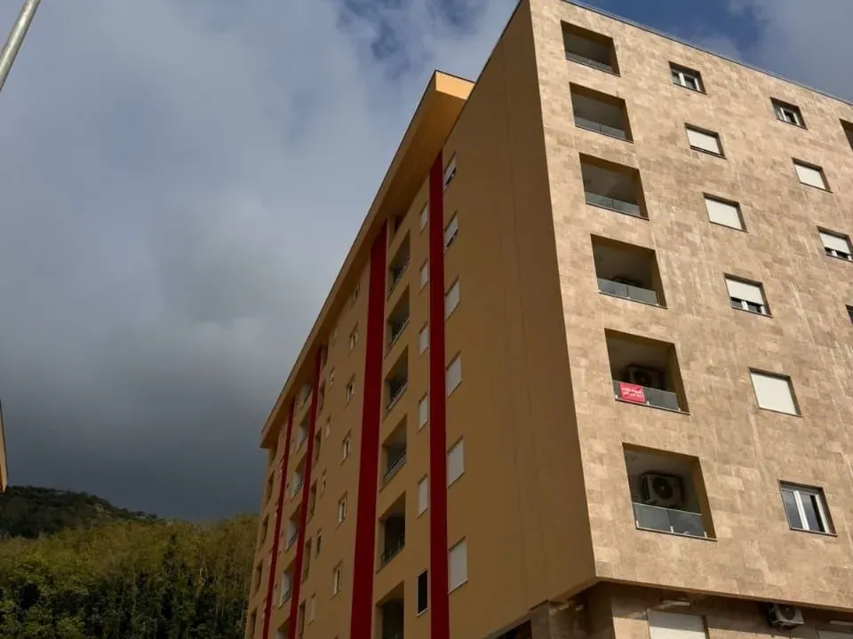 Rent, one bedroom apartment, 40m², Bečići, Budva