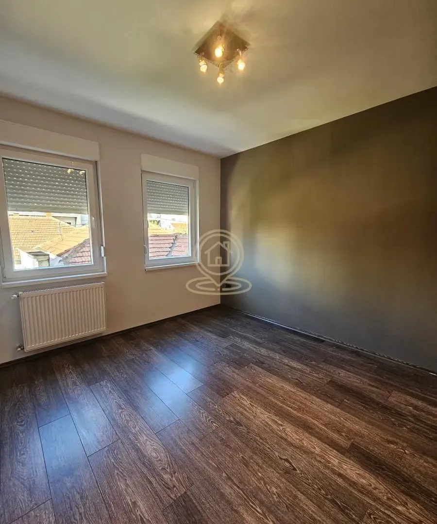 Rent, two bedroom apartment, 76m², Centar, Kragujevac