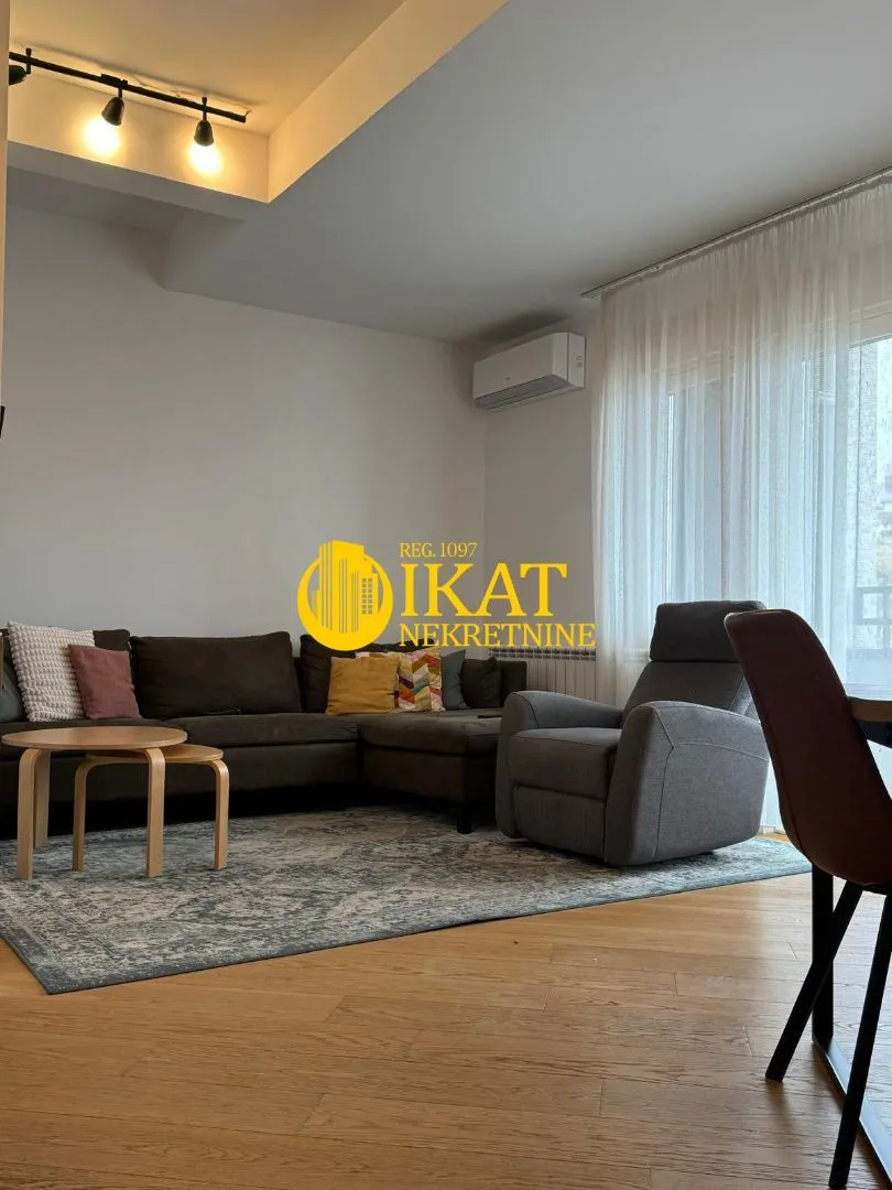 Sale, two bedroom apartment, 49m², Vračar Hram, Vračar Sve Podlokacije