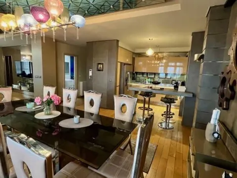 Izdavanje, četvorosoban stan, 174m², Novi Beograd Sve Podlokacije, Beograd - image 12