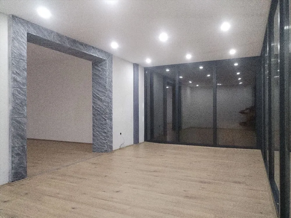 Rent, office space, 55m², Sremčica, Beograd