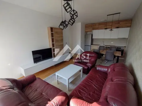 Izdavanje, trosoban stan, 57m², Podbara, Novi Sad Sve Podlokacije