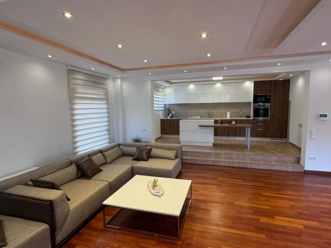 Sale, house, 270m², Utjeha, Bar