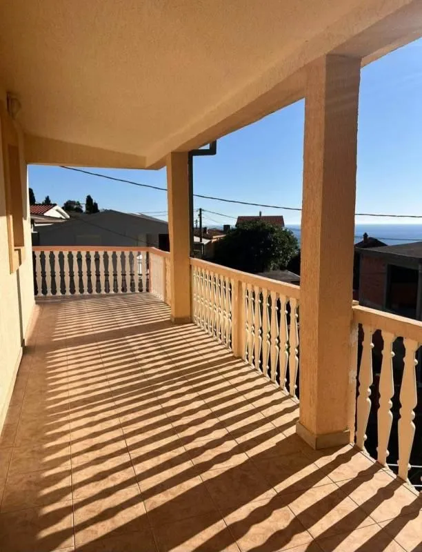Prodaja, kuća, 140m², Sutomore, Bar