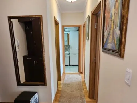 Izdavanje, dvosoban stan, 64m², City Kvart, Podgorica - image 13