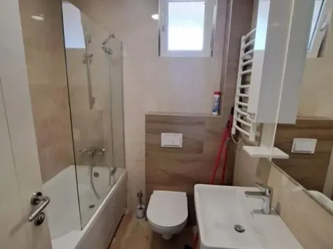 Rent, two bedroom apartment, 65m², Blok 6, Podgorica - image 8