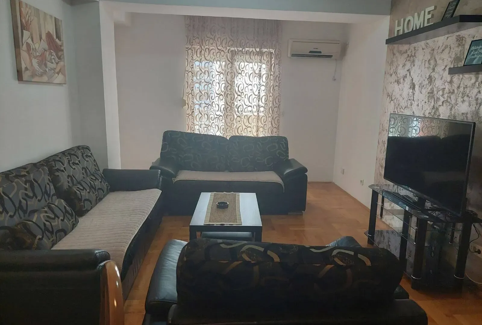 Rent, two bedroom apartment, 80m², City Kvart, Podgorica