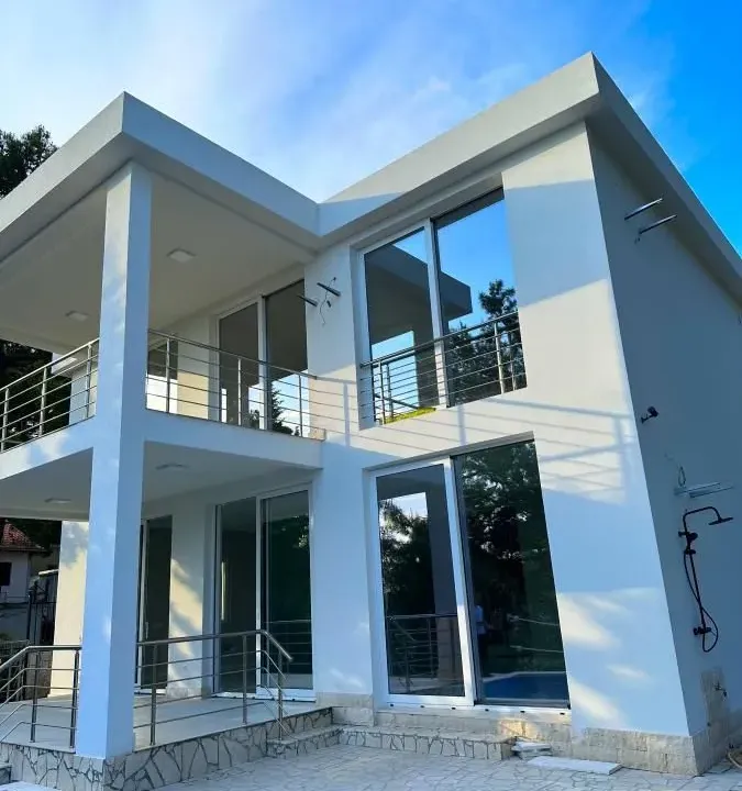 Sale, house, 220m², Bar, Crna Gora