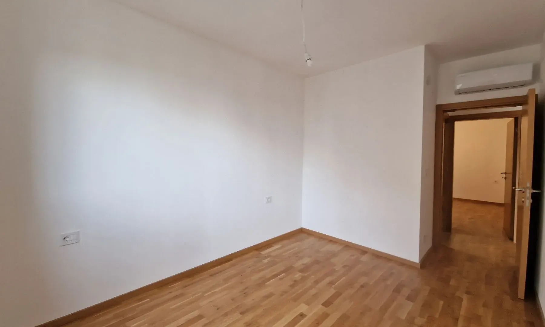 Prodaja, dvosoban stan, 62m², Bečići, Budva