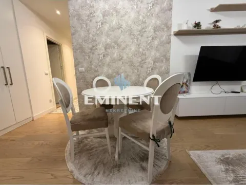 Izdavanje, stan, 67m², Savski Venac, Beograd - image 6