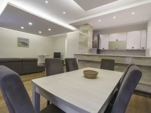 Sale, two bedroom apartment, 92m², Budva, Crna Gora - image 6