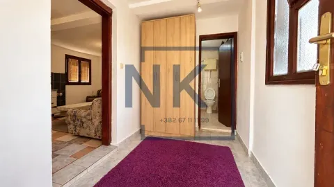 Izdavanje, garsonjera, 36m², Zlatica, Podgorica - image 7