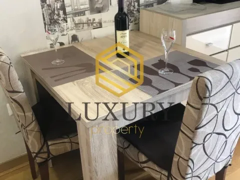 Izdavanje, jednosoban stan, 45m², City Kvart, Podgorica - image 3