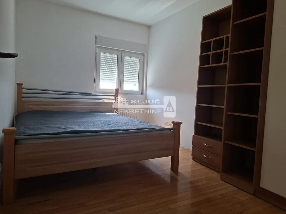 Sale, three bedroom apartment, 79m², Kanarevo Brdo, Beograd