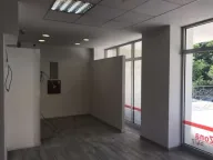 Izdavanje, poslovni prostor, 200m², Uciteljsko Naselje, Zvezdara Sve Podlokacije - image 1